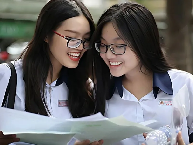 a01 gom nhung mon nao giai ma to hop toan vat ly tieng anh